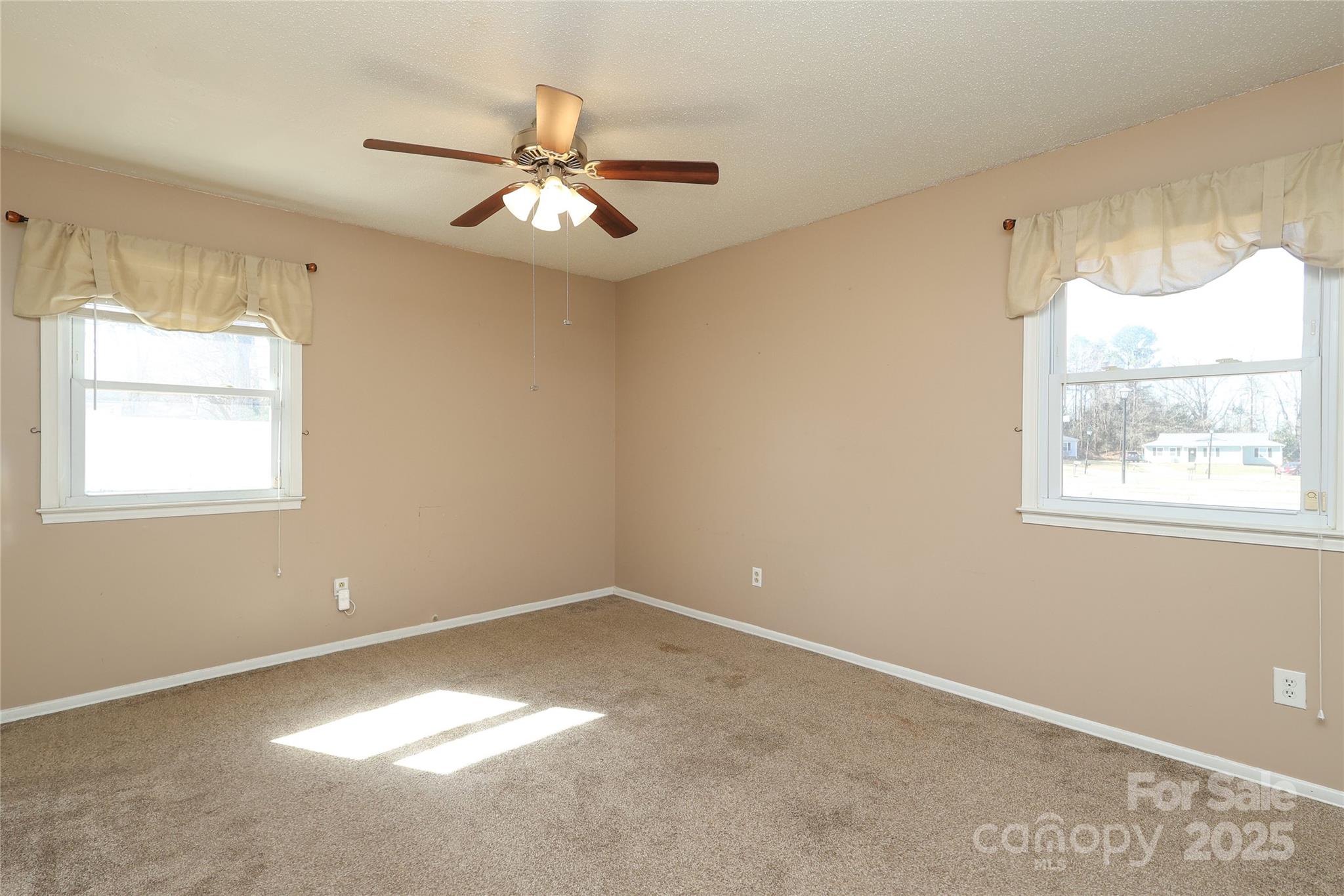 Eastwoods - Residential