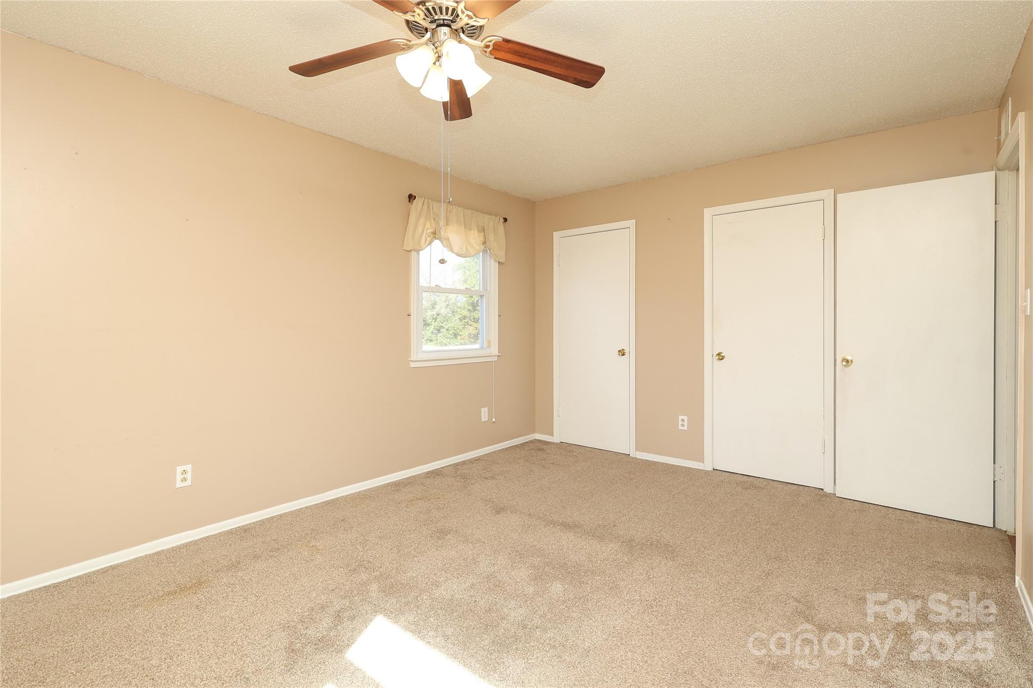 Eastwoods - Residential