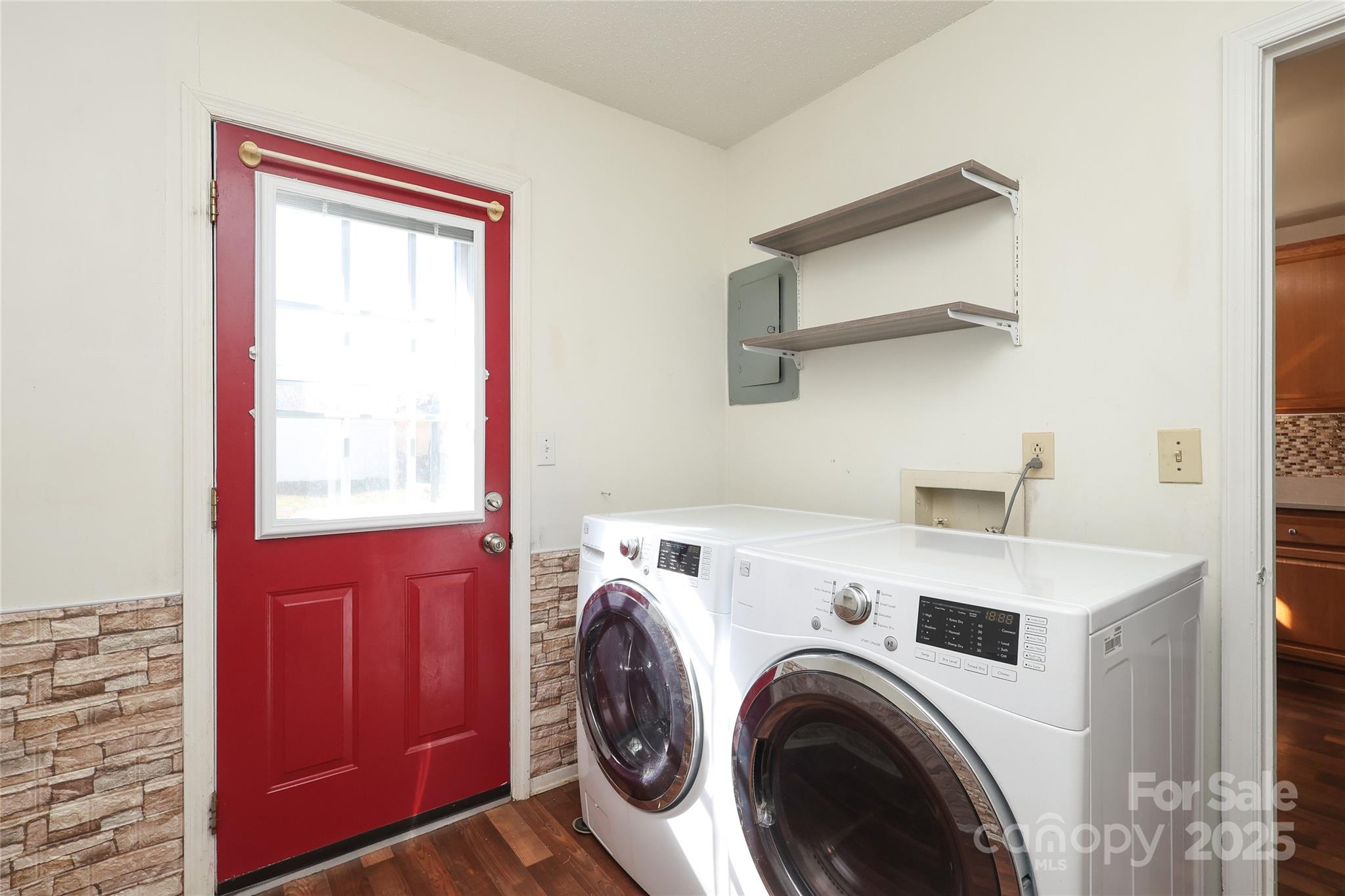 Eastwoods - Residential