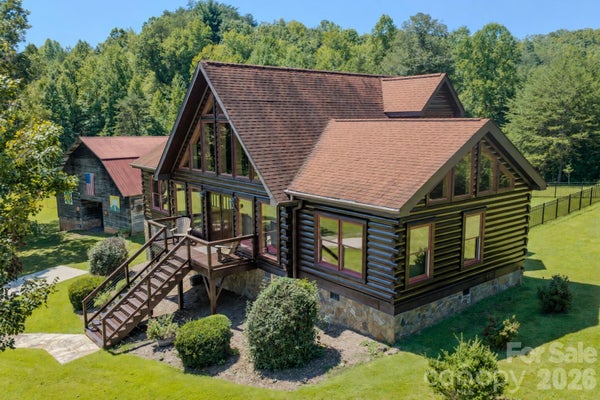 1867 BILLS CREEK RD, LAKE LURE, NC 28746 - Image 369f6cff2b19f3e669d187f1b5900264/2829492423