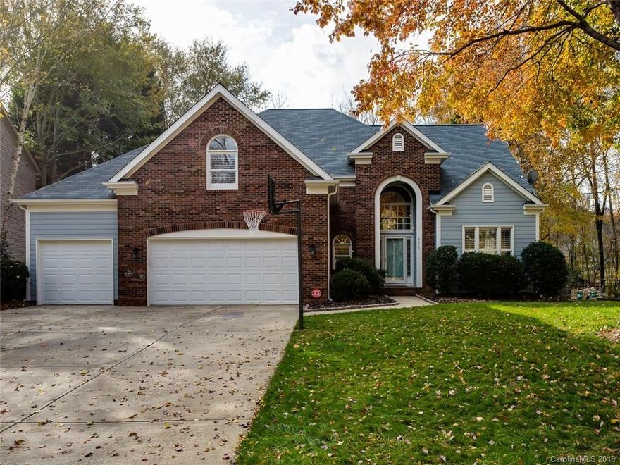 Highly sought after Palladian plan on one of CW's most sought after streets. Three car garage, very level 1/3 acre cu-de-sac lot. Superb condition - 2013 roof, 2016 ext. paint, spotless inside. Master down with W/I and spacious master bath. Two story family room with built ins, masonry fireplace, large dining room with picture window, updated kitchen with sunny breakfast room. Five minutes from here to Southpark or Ballantyne without the inflated tax values. Community pool and club. Won't last!