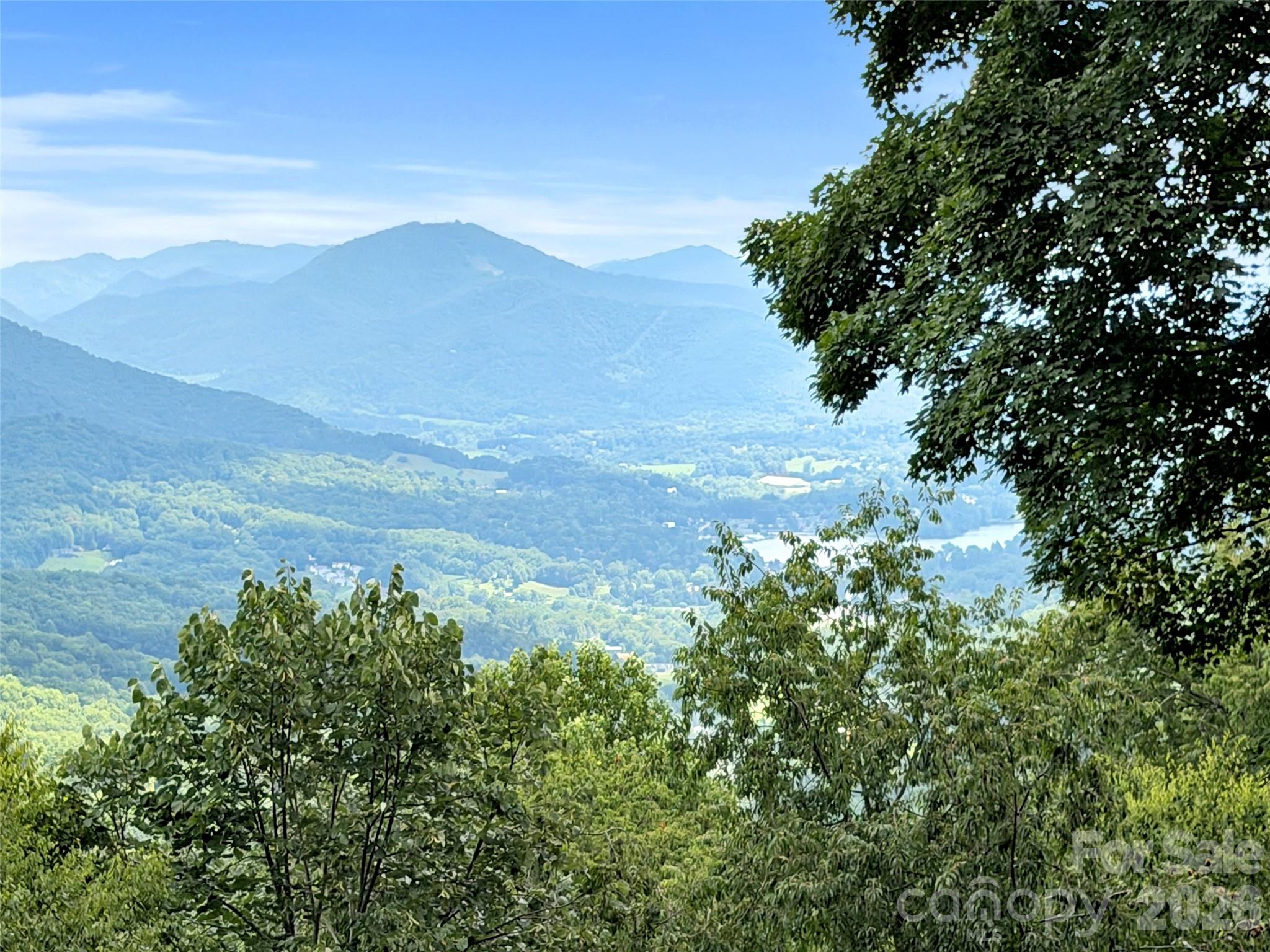 1551 Apple Creek Road