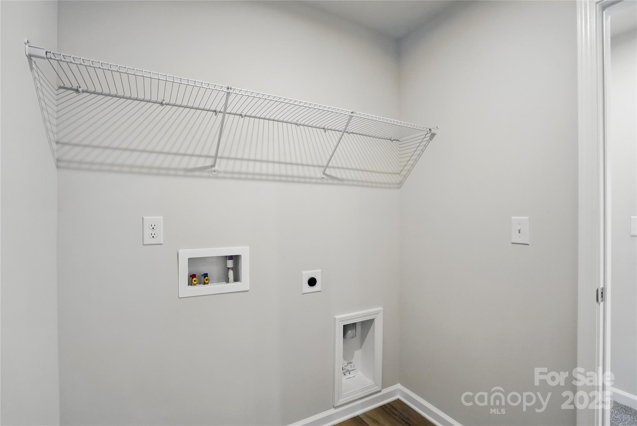 Stonesummit - Residential