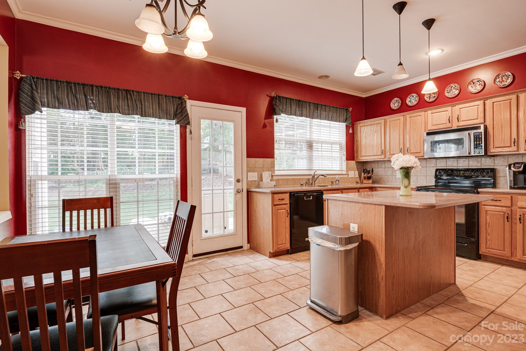 Highland Creek - Residential