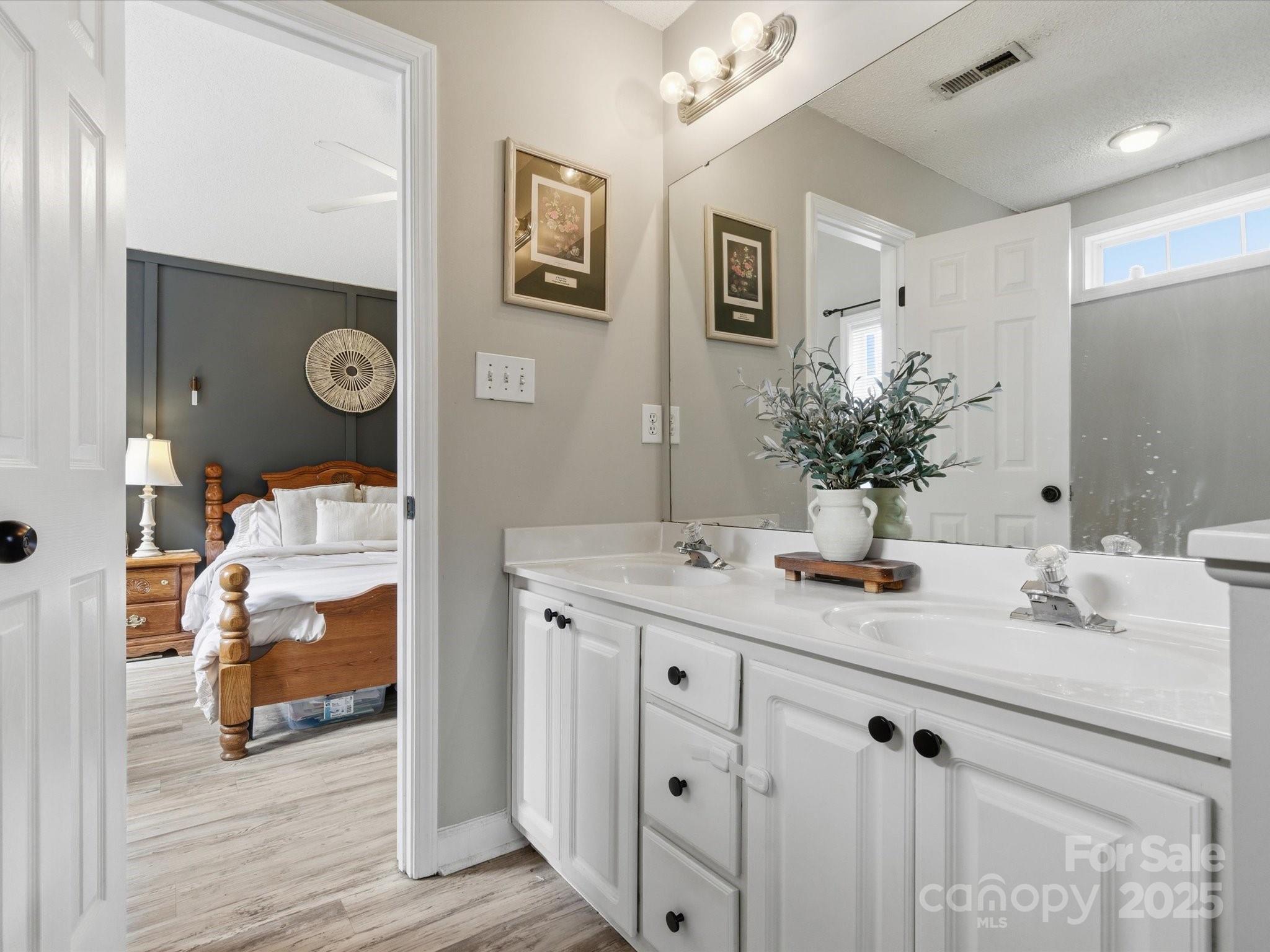 Barkers Ridge - Residential