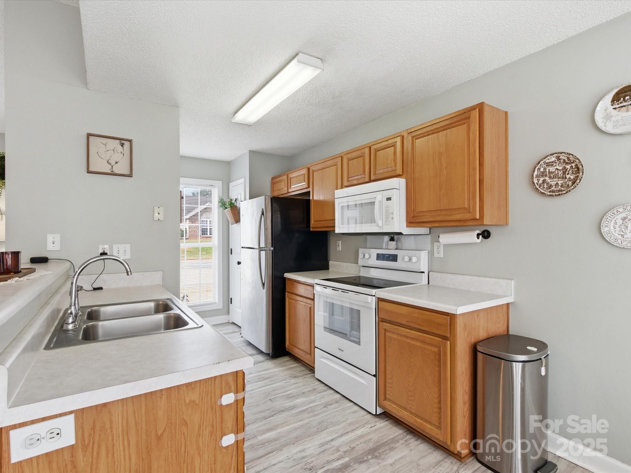 Barkers Ridge - Residential