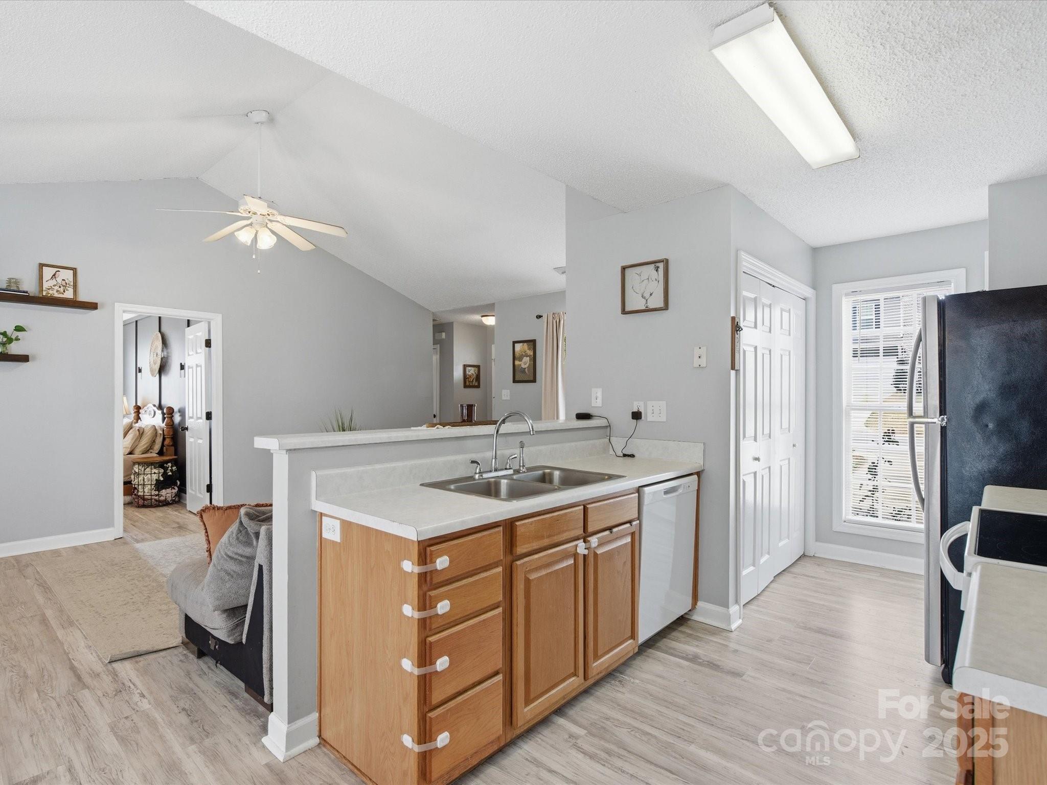 Barkers Ridge - Residential