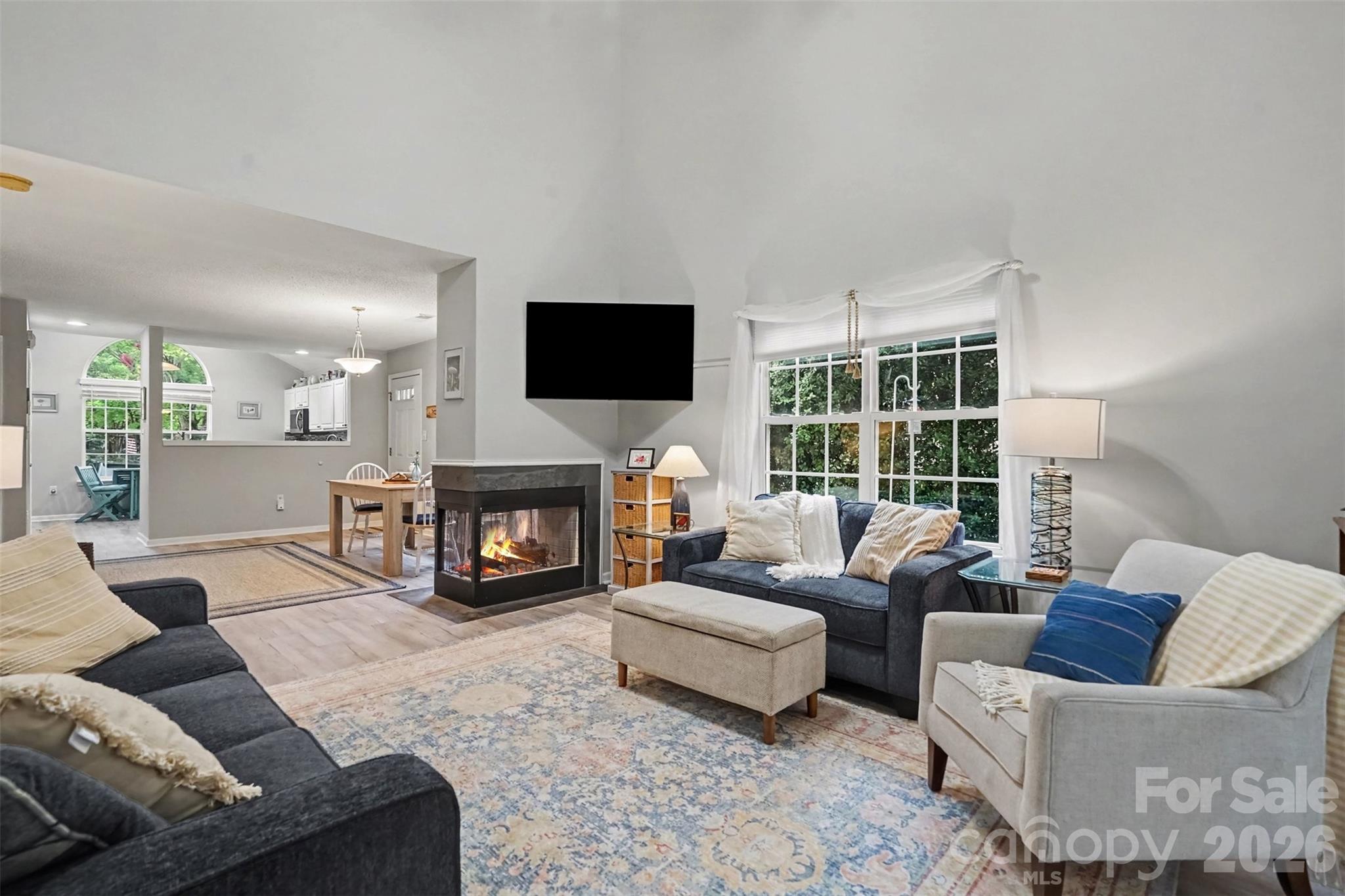 927 Sparrows Nest Lane