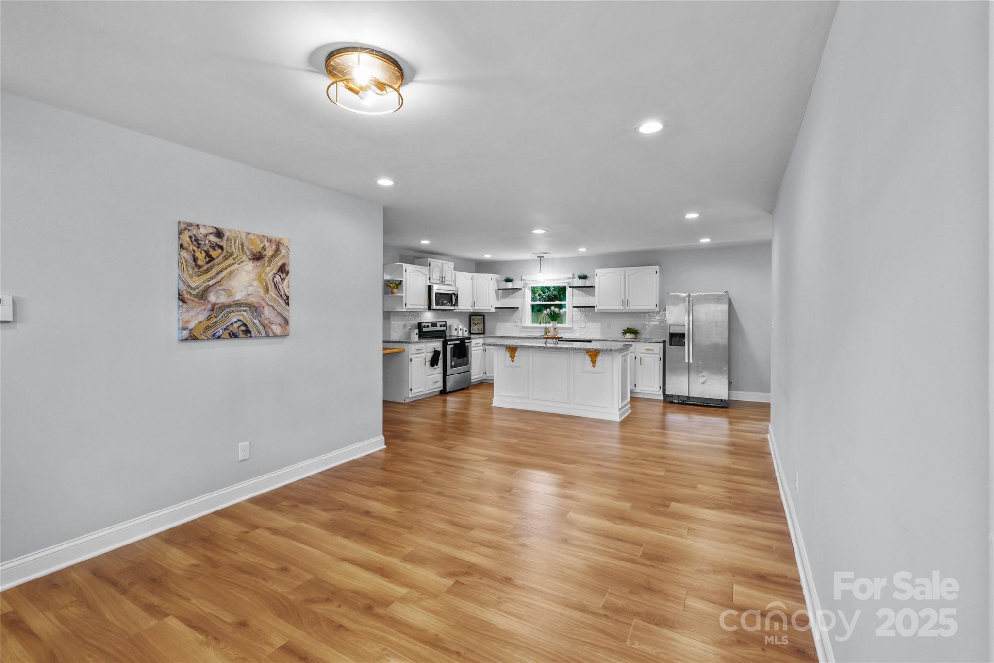 4009 Dunwoody Drive