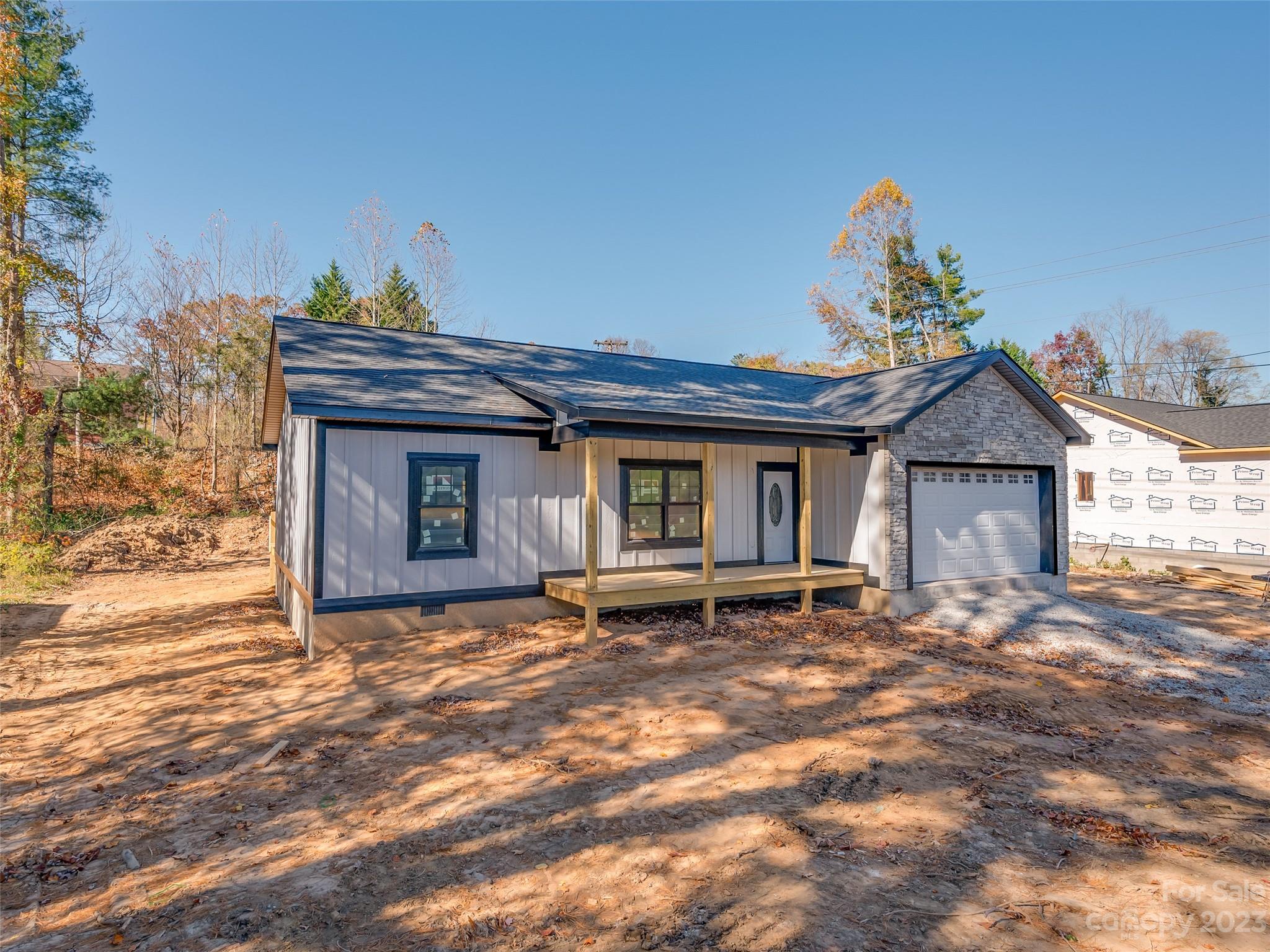 Stoney Crest - Residential