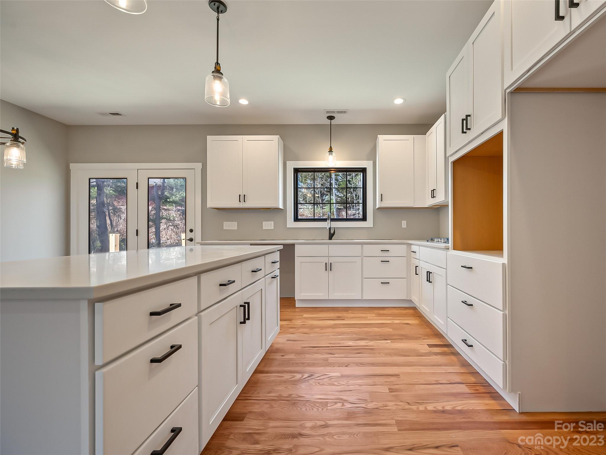 Stoney Crest - Residential