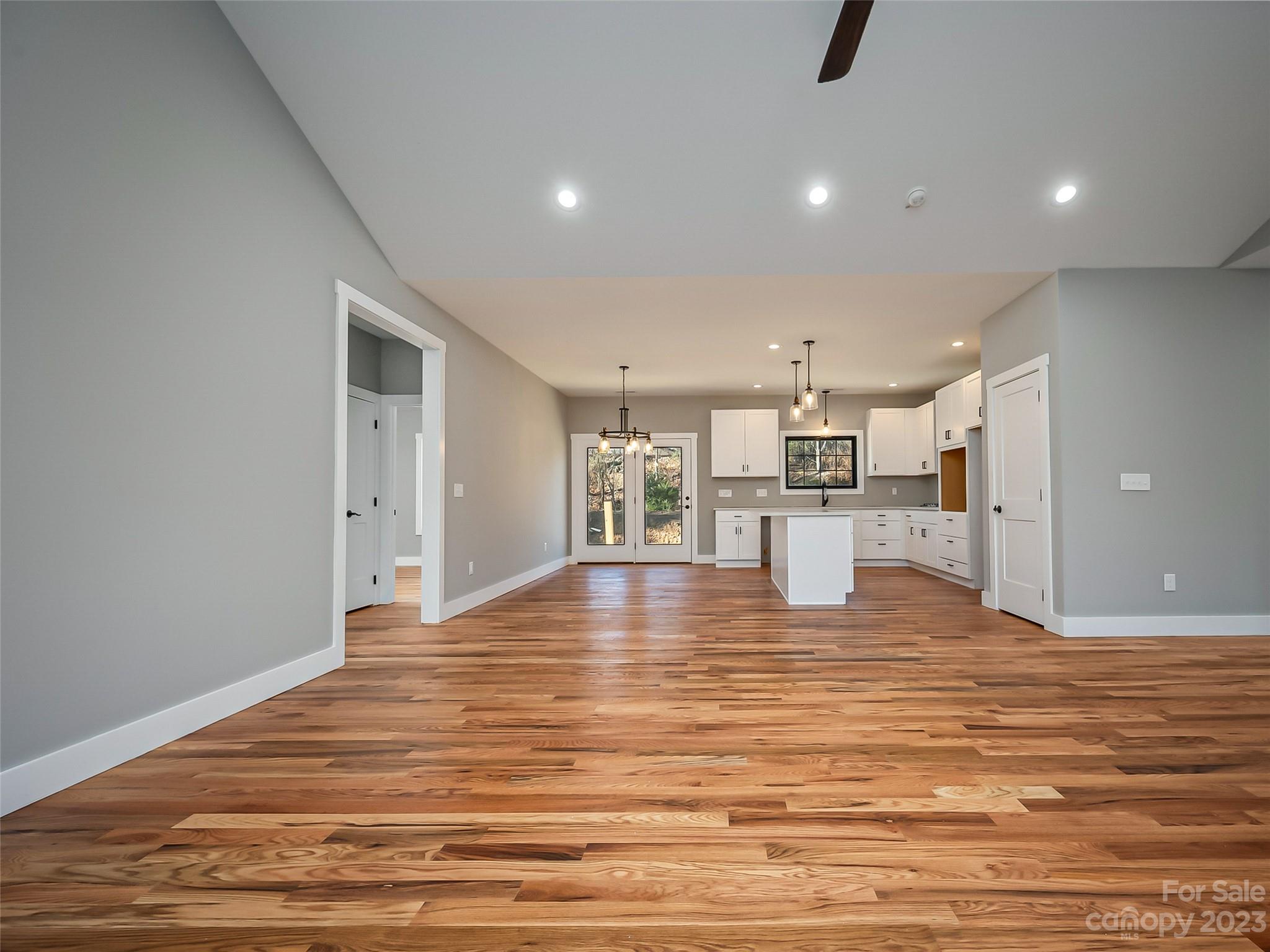 Stoney Crest - Residential