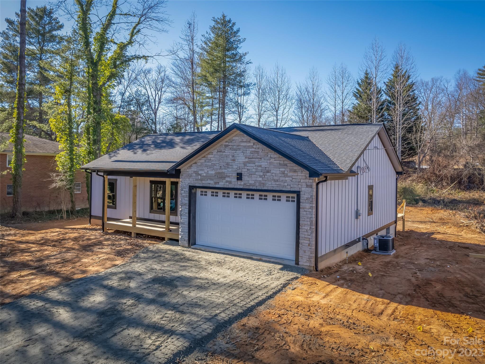 Stoney Crest - Residential