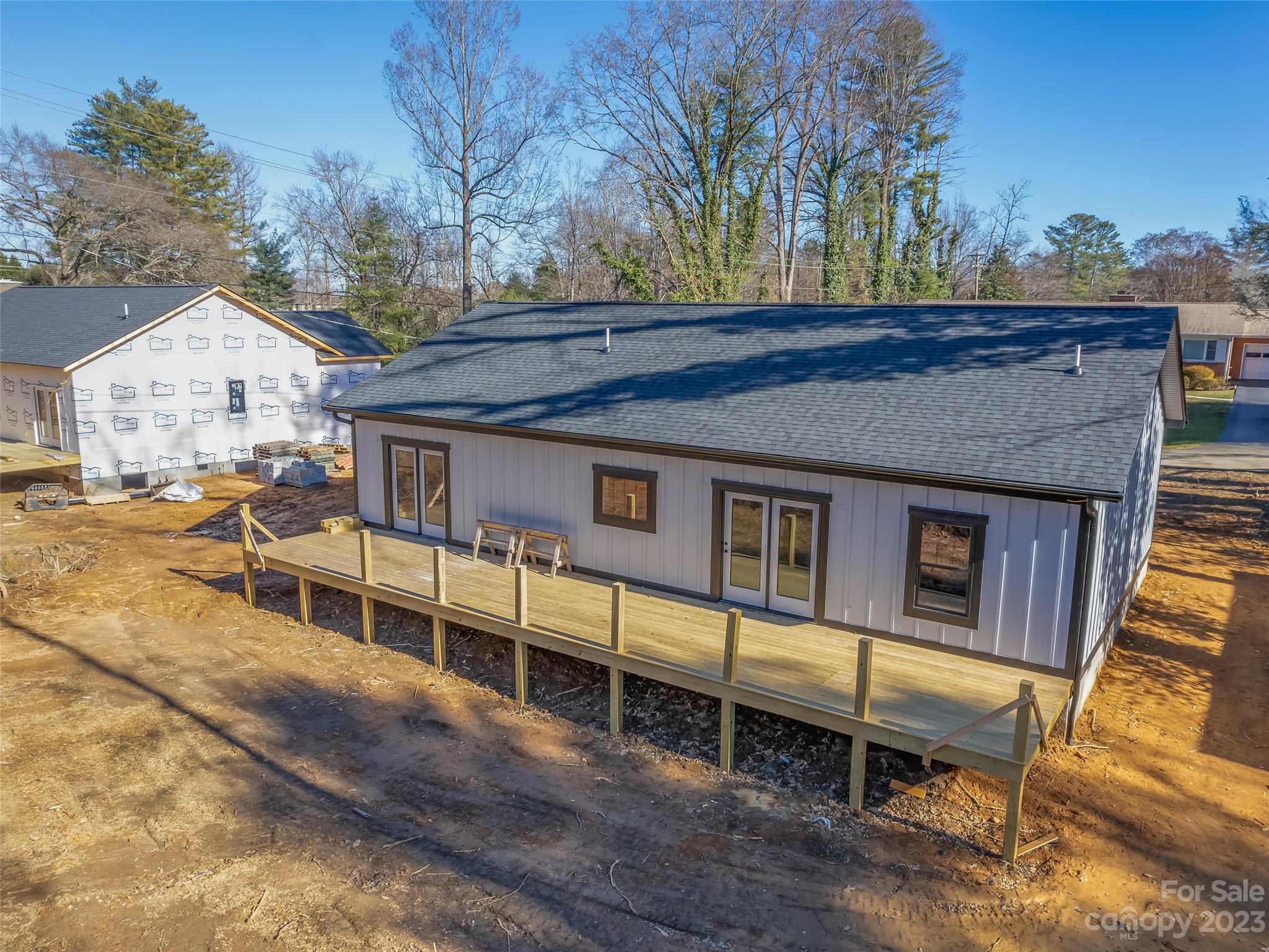 Stoney Crest - Residential