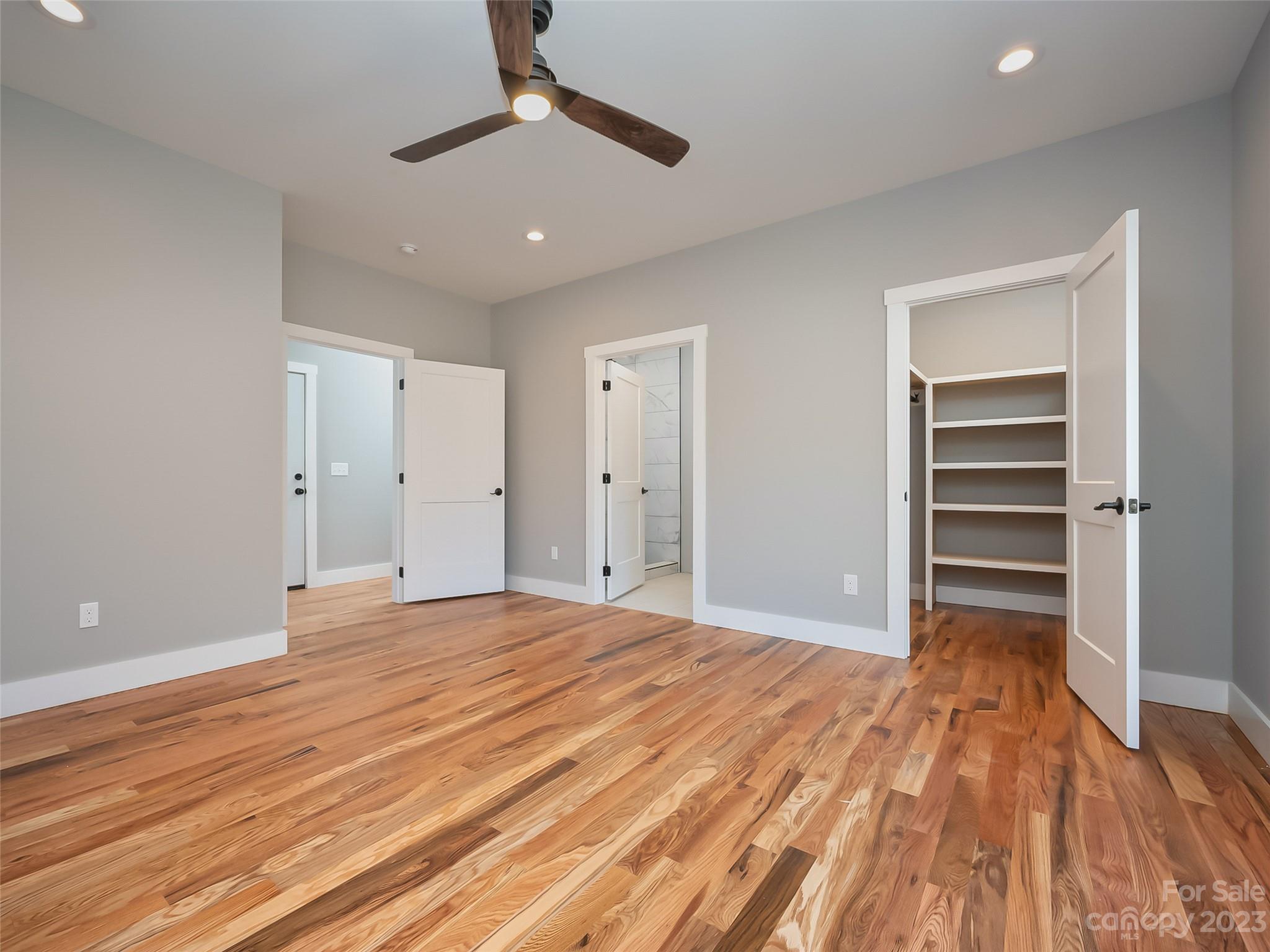 Stoney Crest - Residential