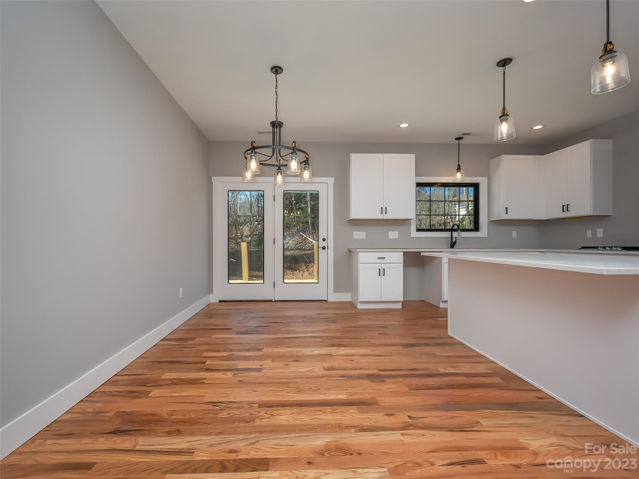 Stoney Crest - Residential