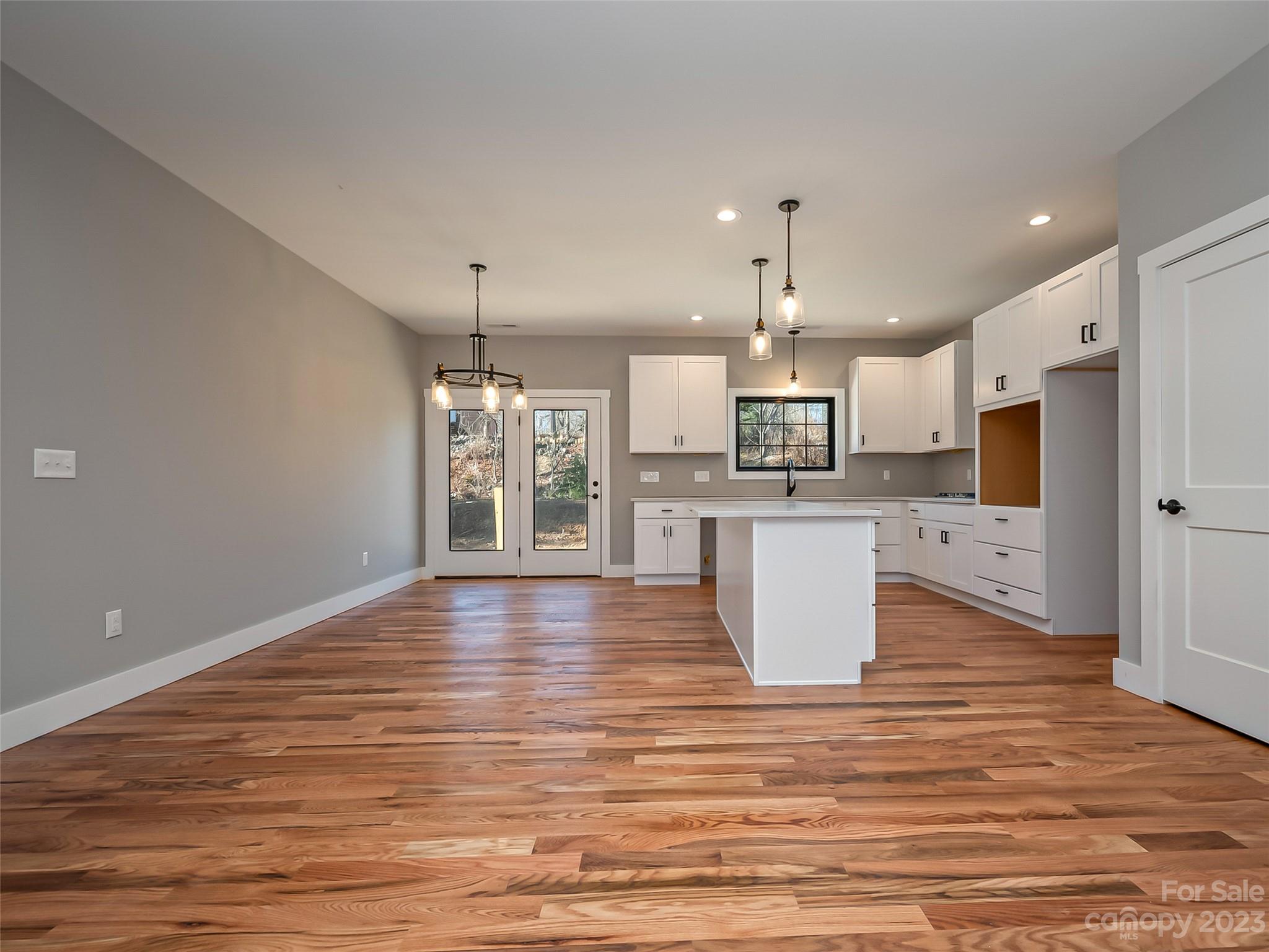 Stoney Crest - Residential