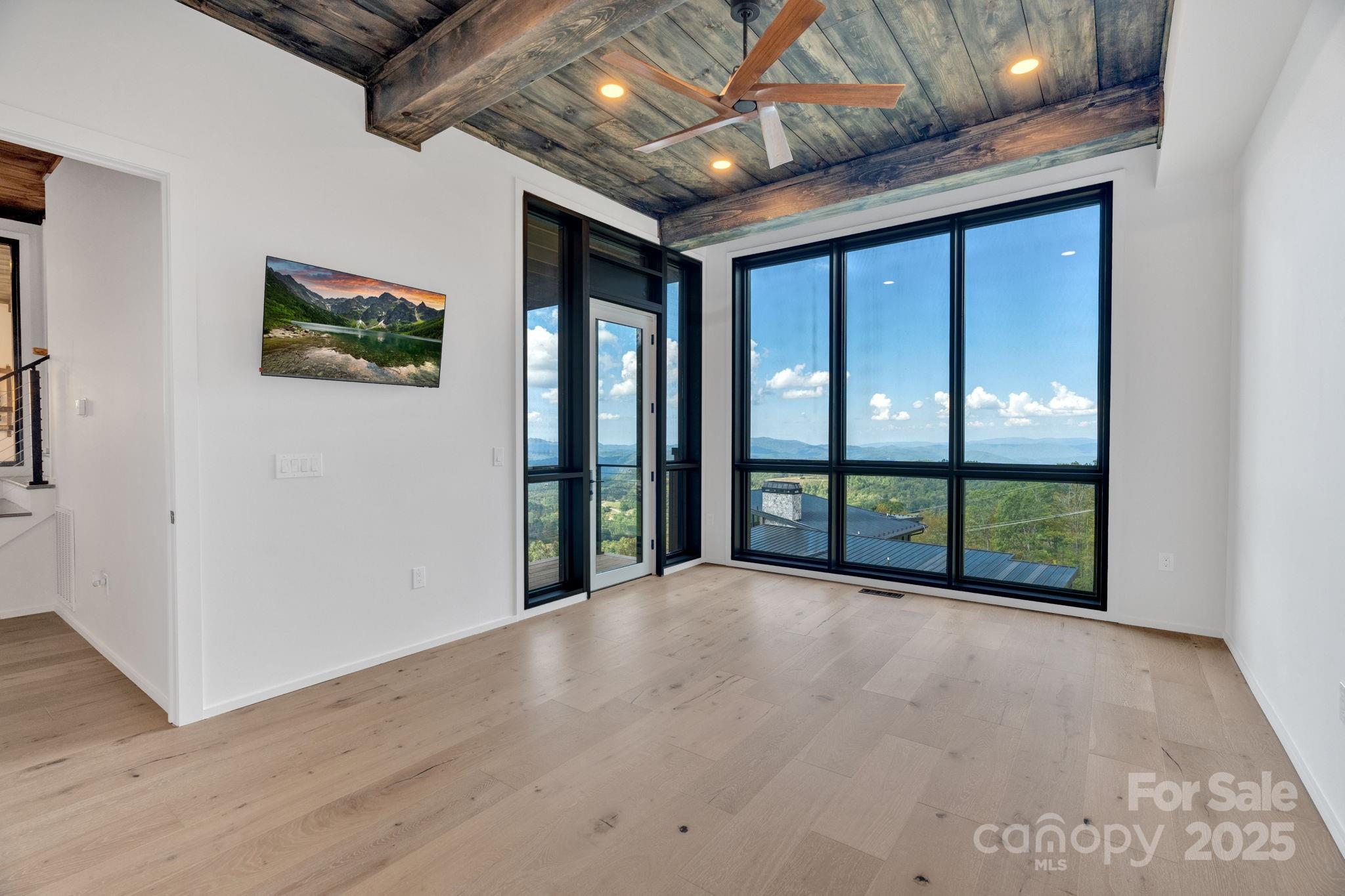 The Lodges at Eagles Nest - Residential