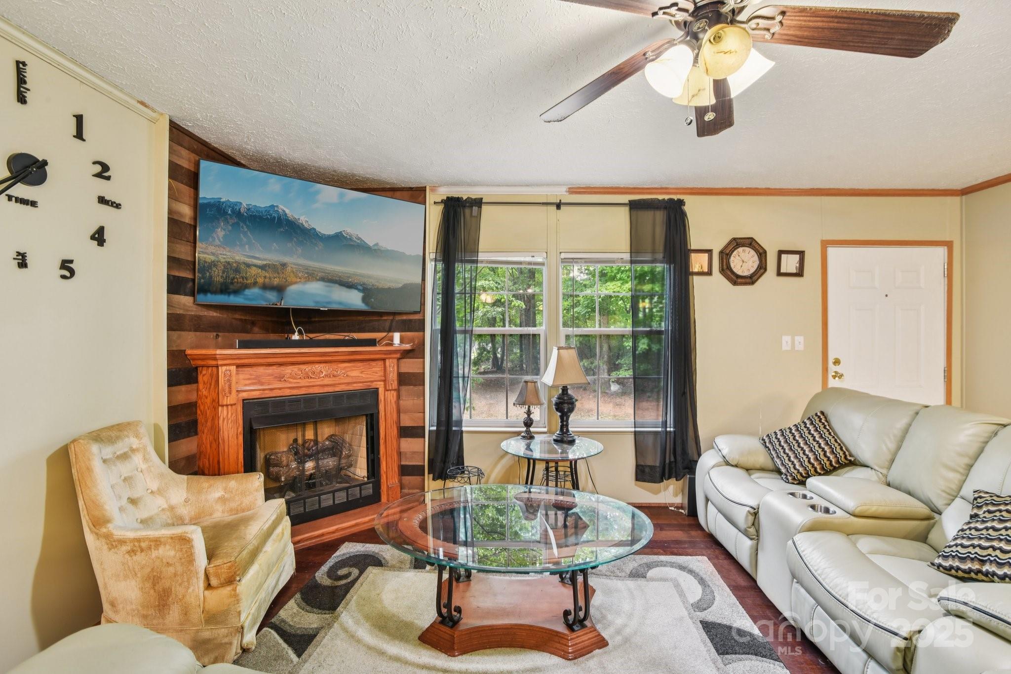 44 Bachelder Lane