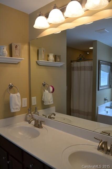 Carolina Crossing - Residential