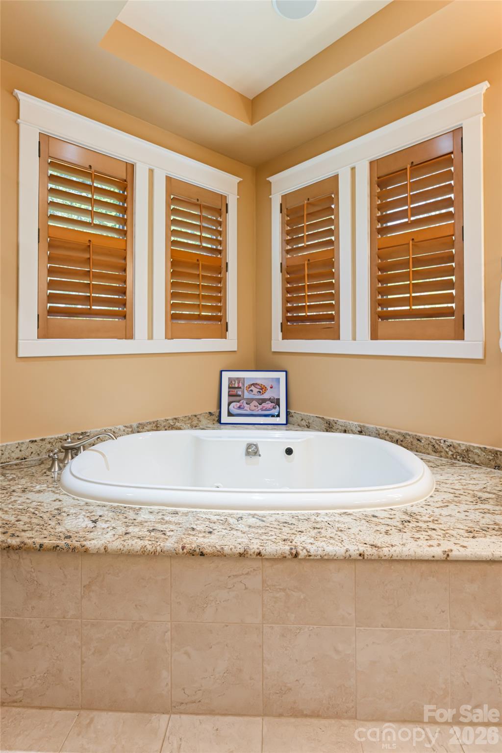 Reynolds Mountain - Residential