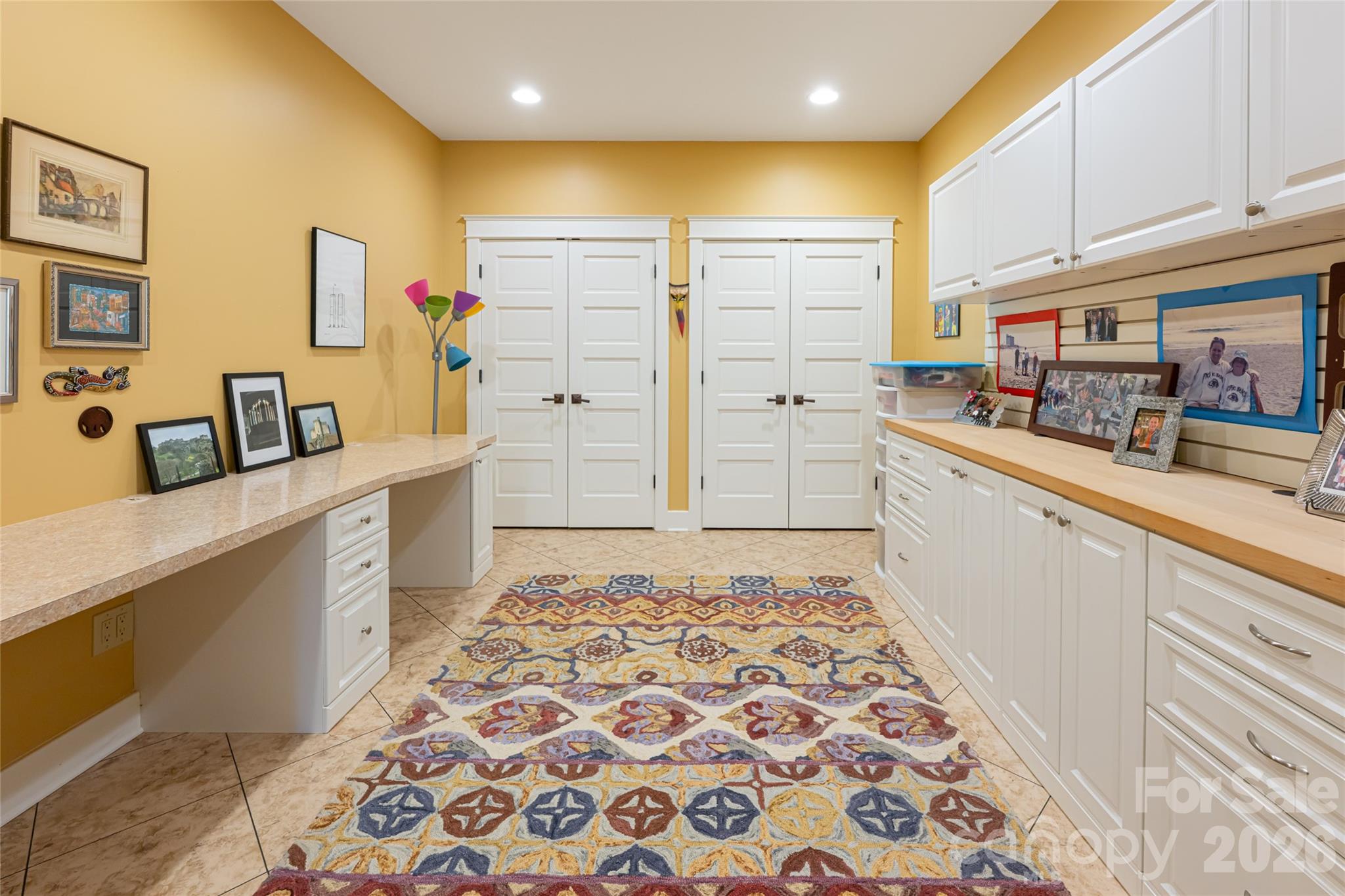 Reynolds Mountain - Residential