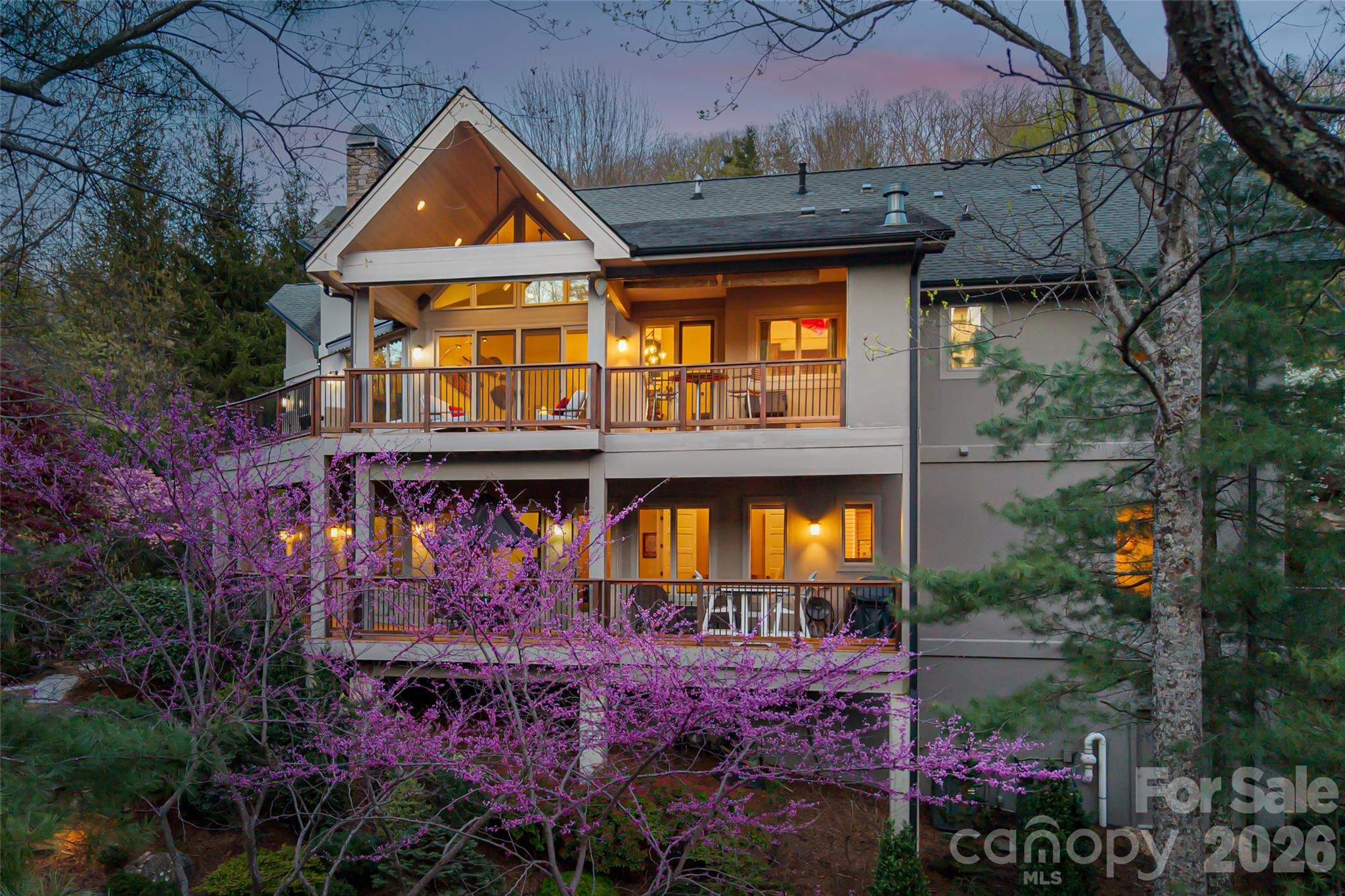 Reynolds Mountain - Residential