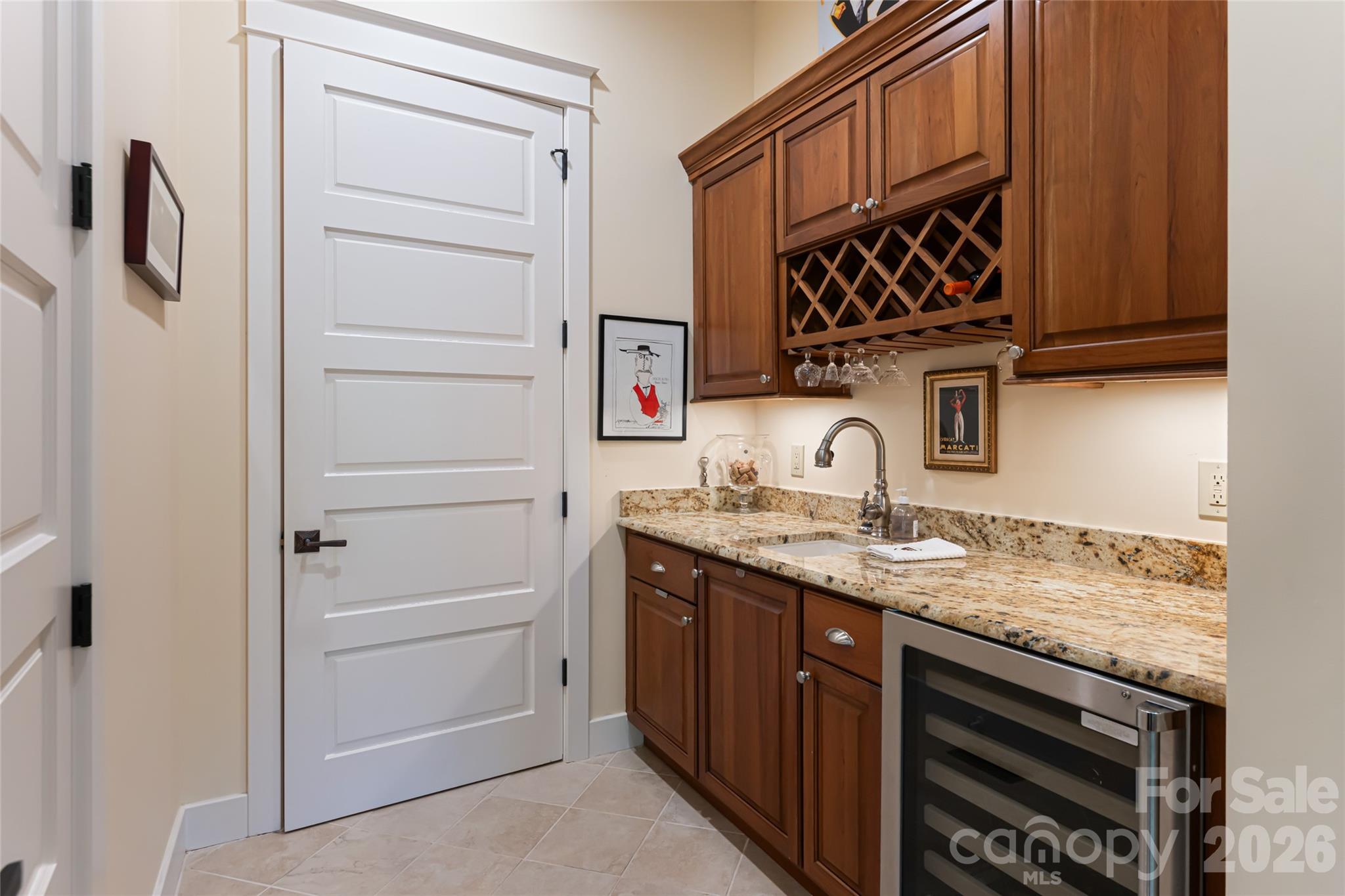 Reynolds Mountain - Residential