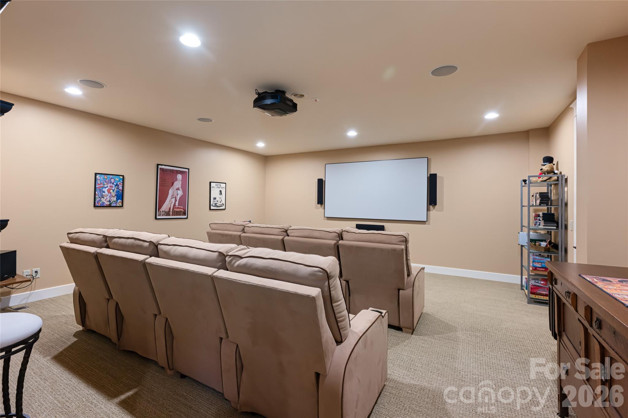 Reynolds Mountain - Residential