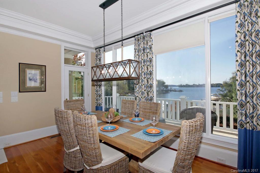 The Peninsula - Residential