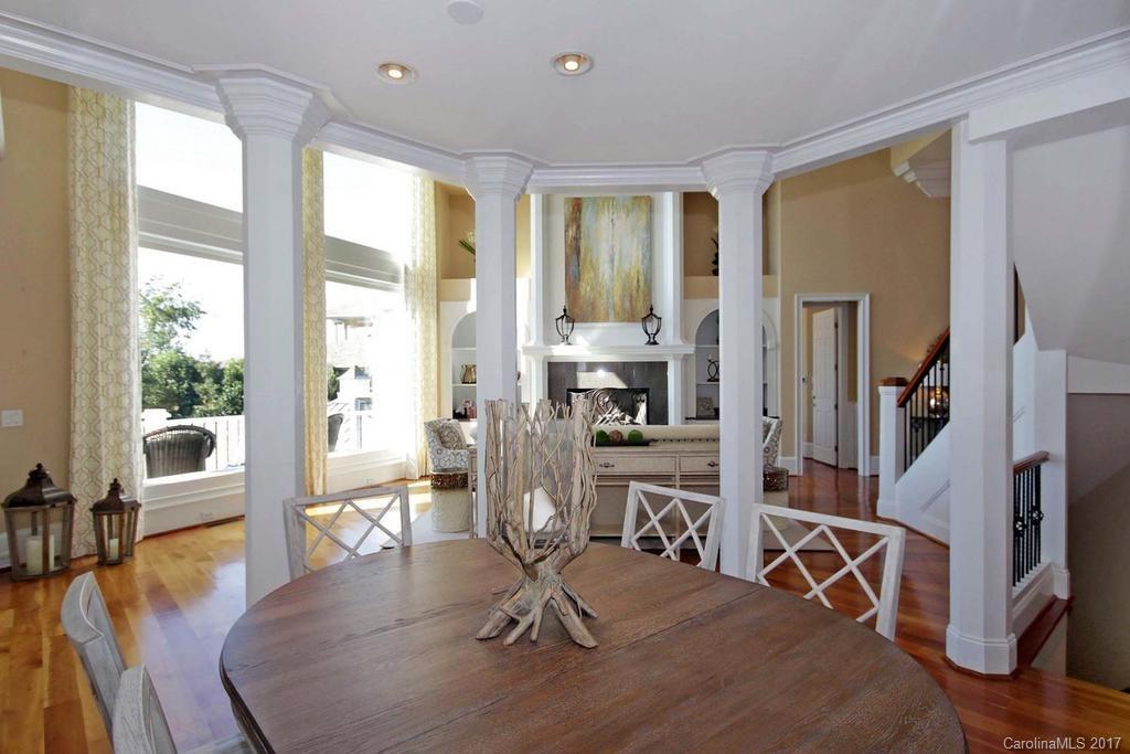 The Peninsula - Residential