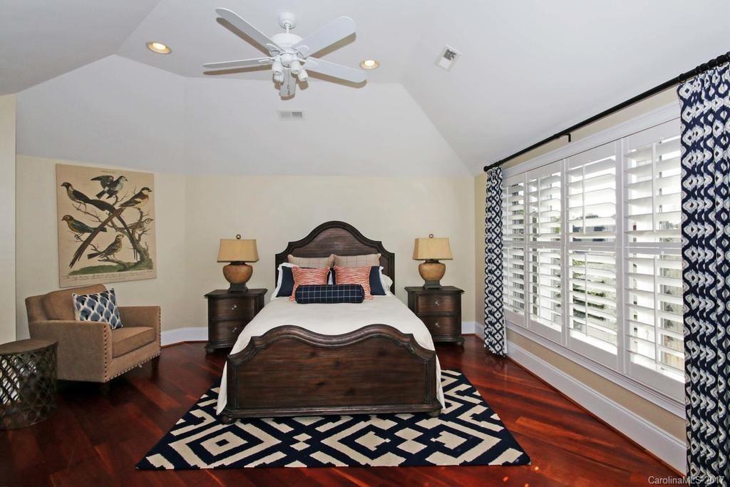 The Peninsula - Residential