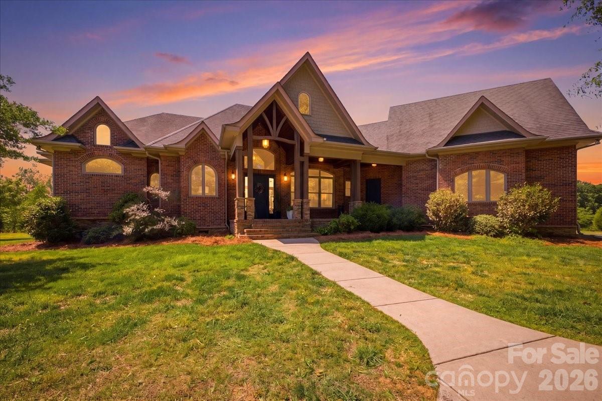 517 W CJ Thomas Road