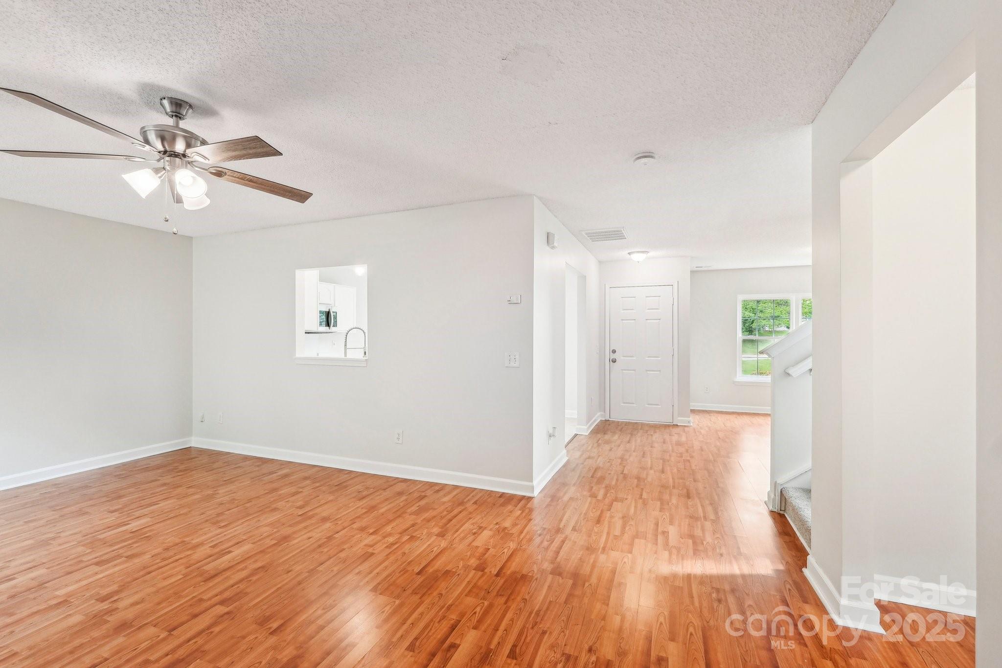 759 Victory Gallop Avenue