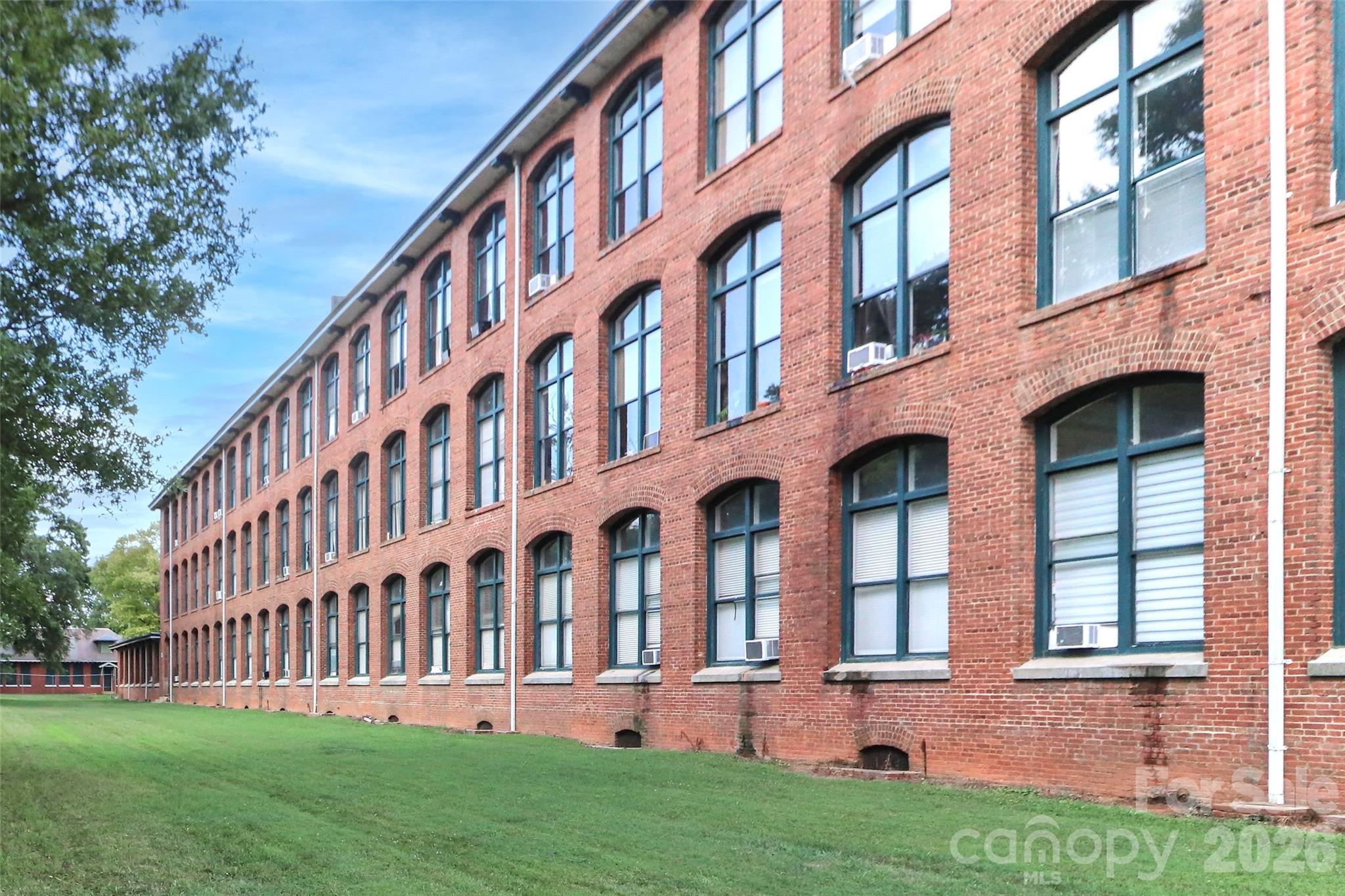FoxRidge Lofts - Residential