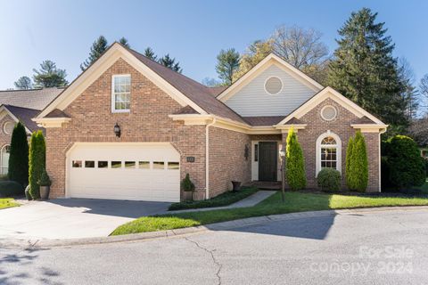 A home in Hendersonville