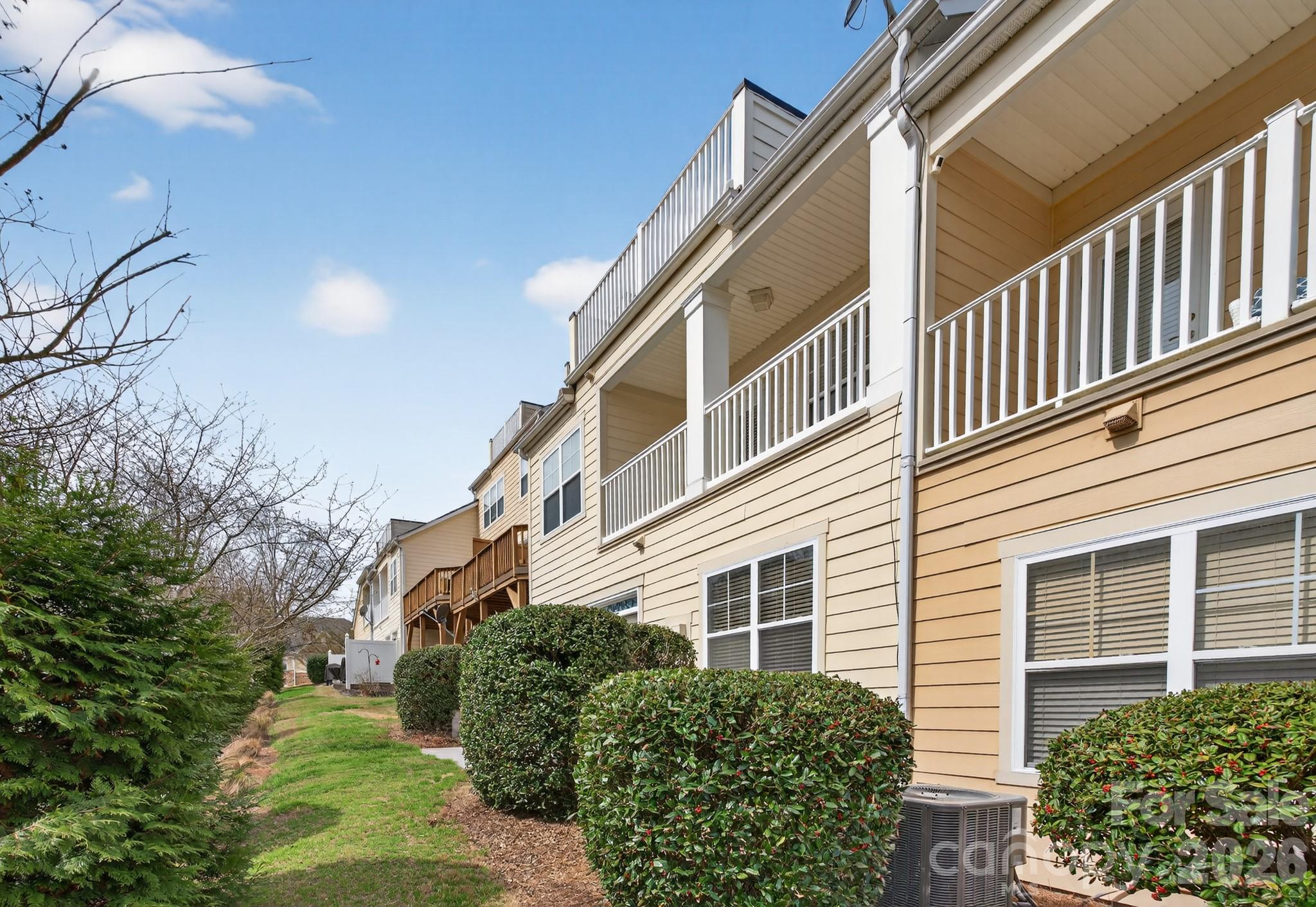 Lake Shore - Residential