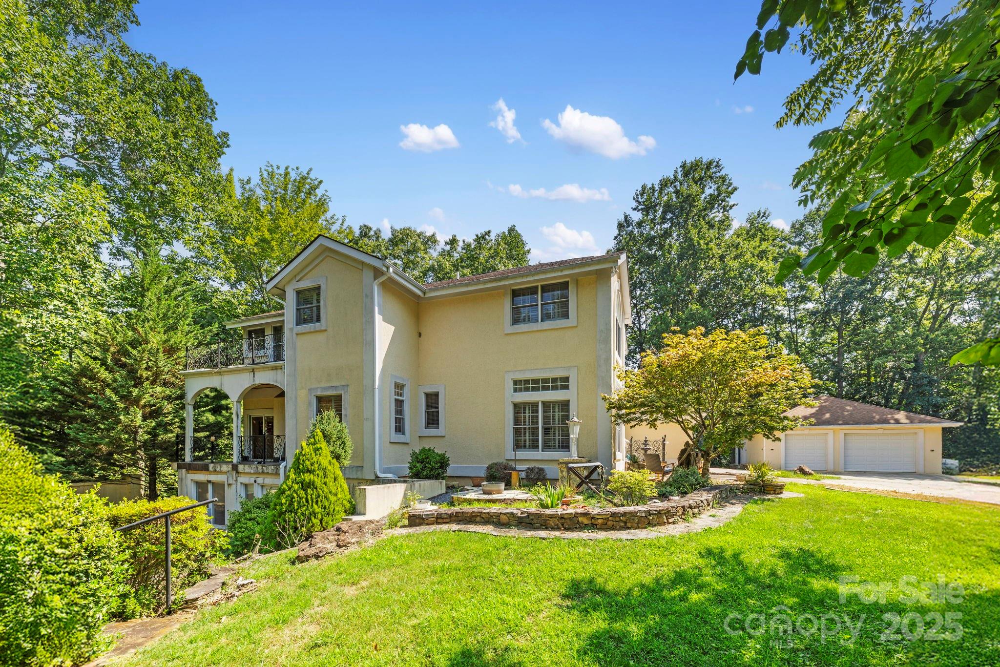 652 Avery Creek Road