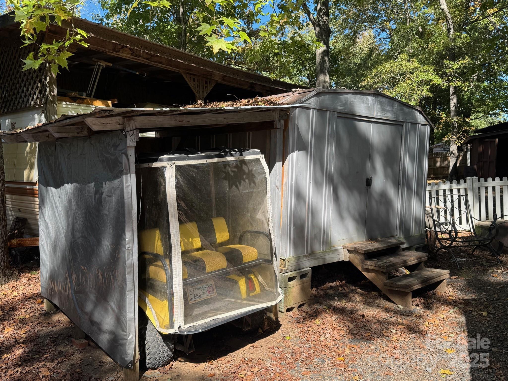 Twin Harbor - Residential