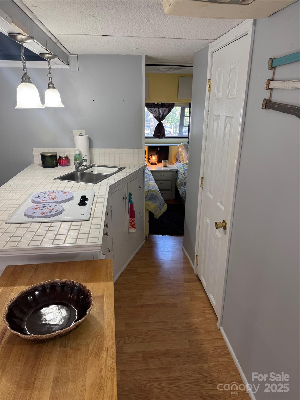 Twin Harbor - Residential