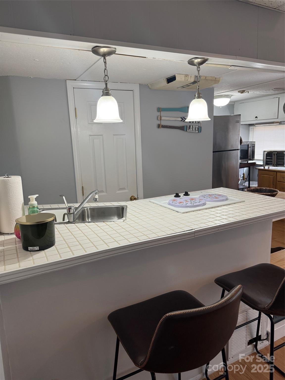 Twin Harbor - Residential