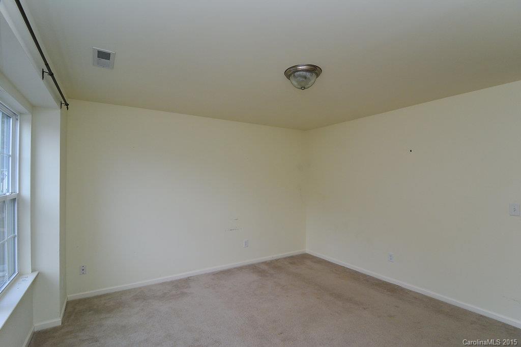 Jones Branch - Residential