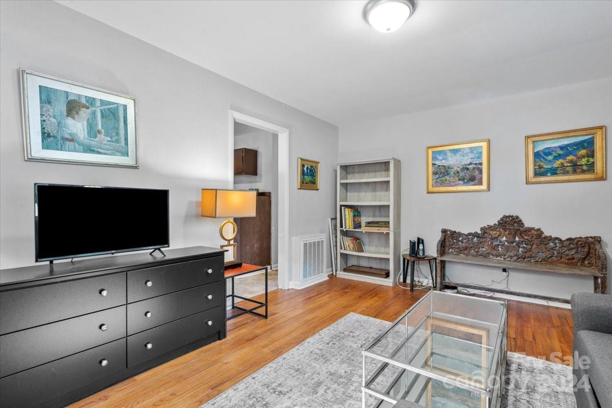 Wayside Estate - Residential