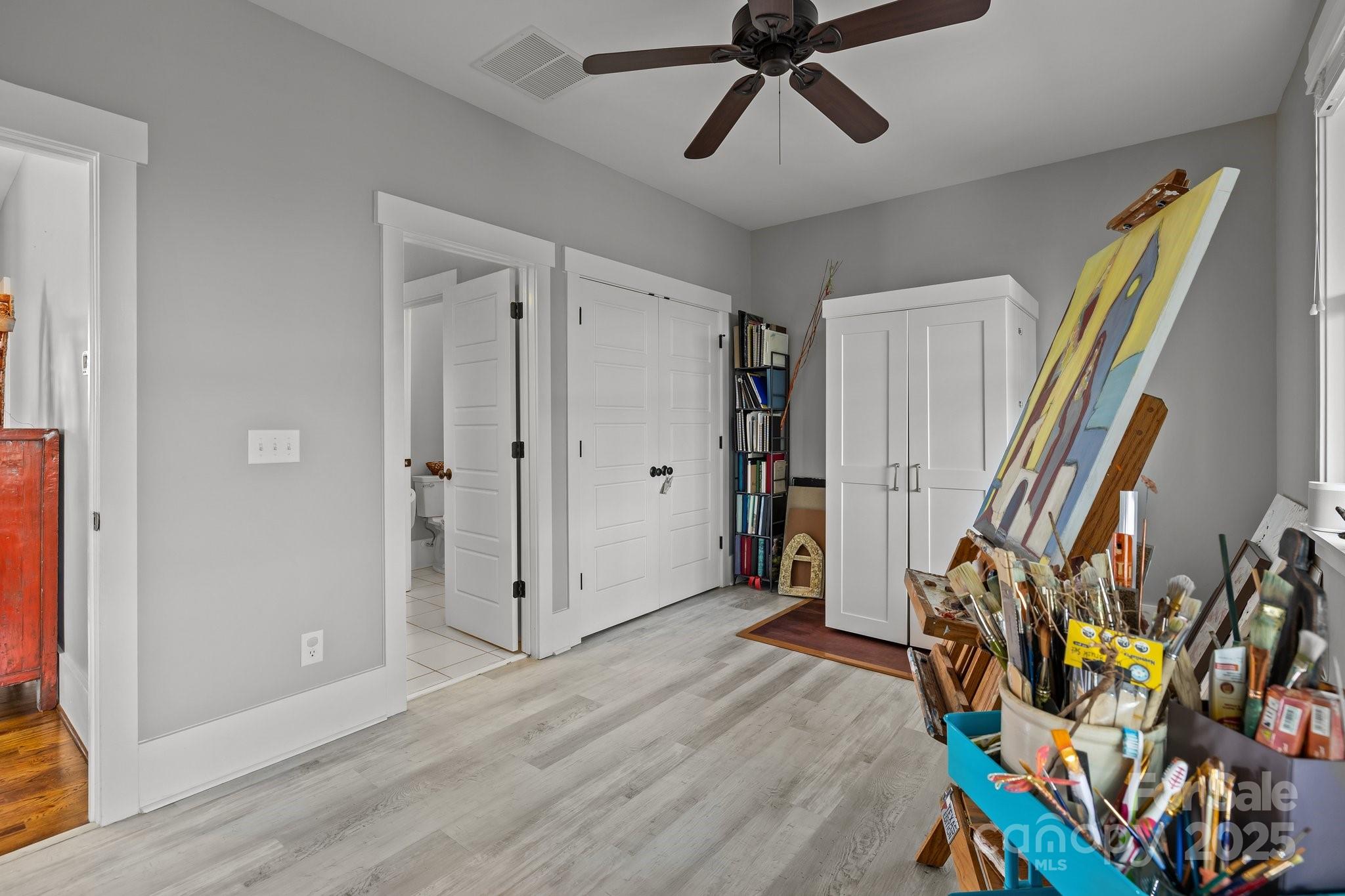 Riverwalk - Residential