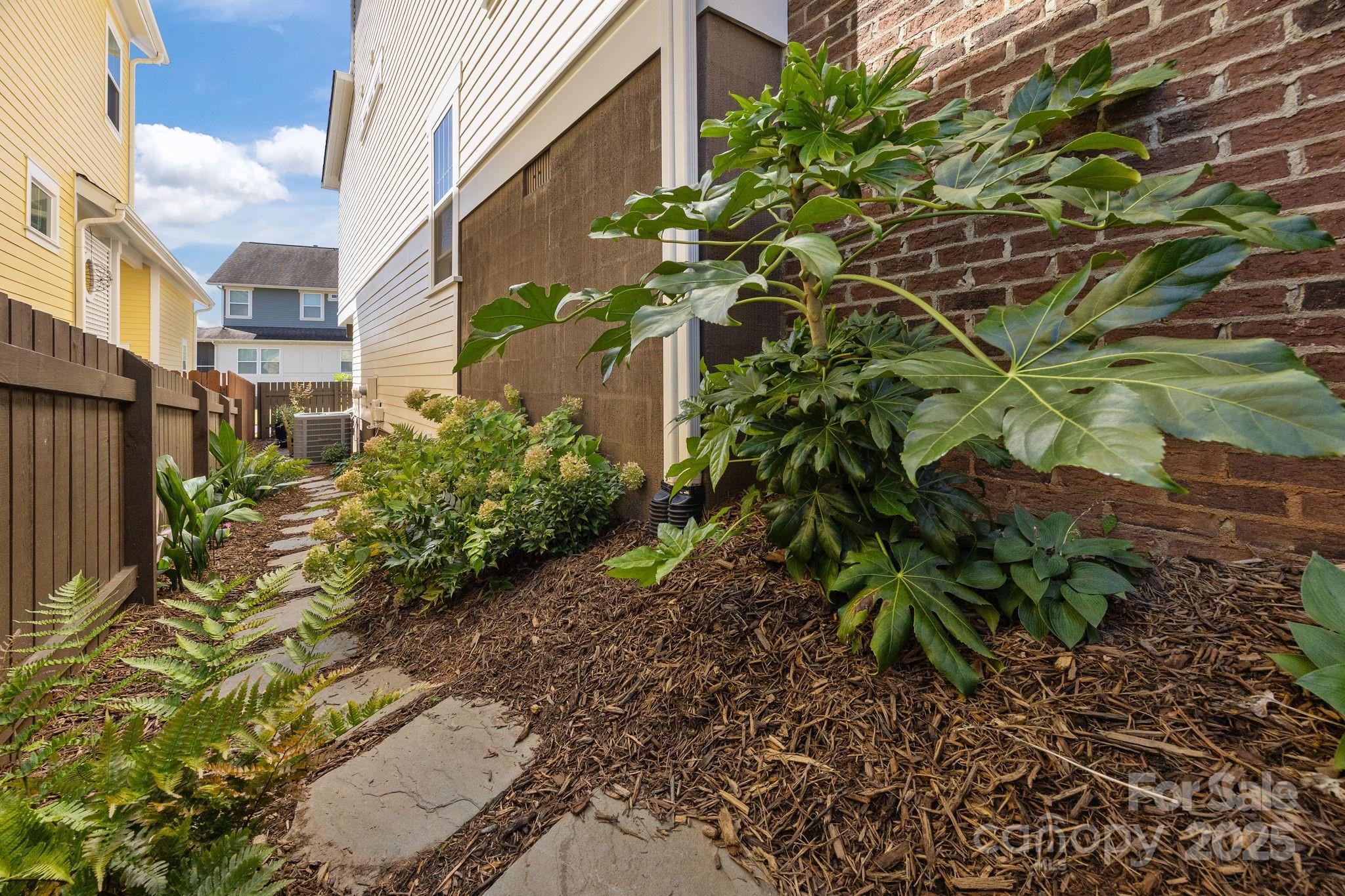 Riverwalk - Residential