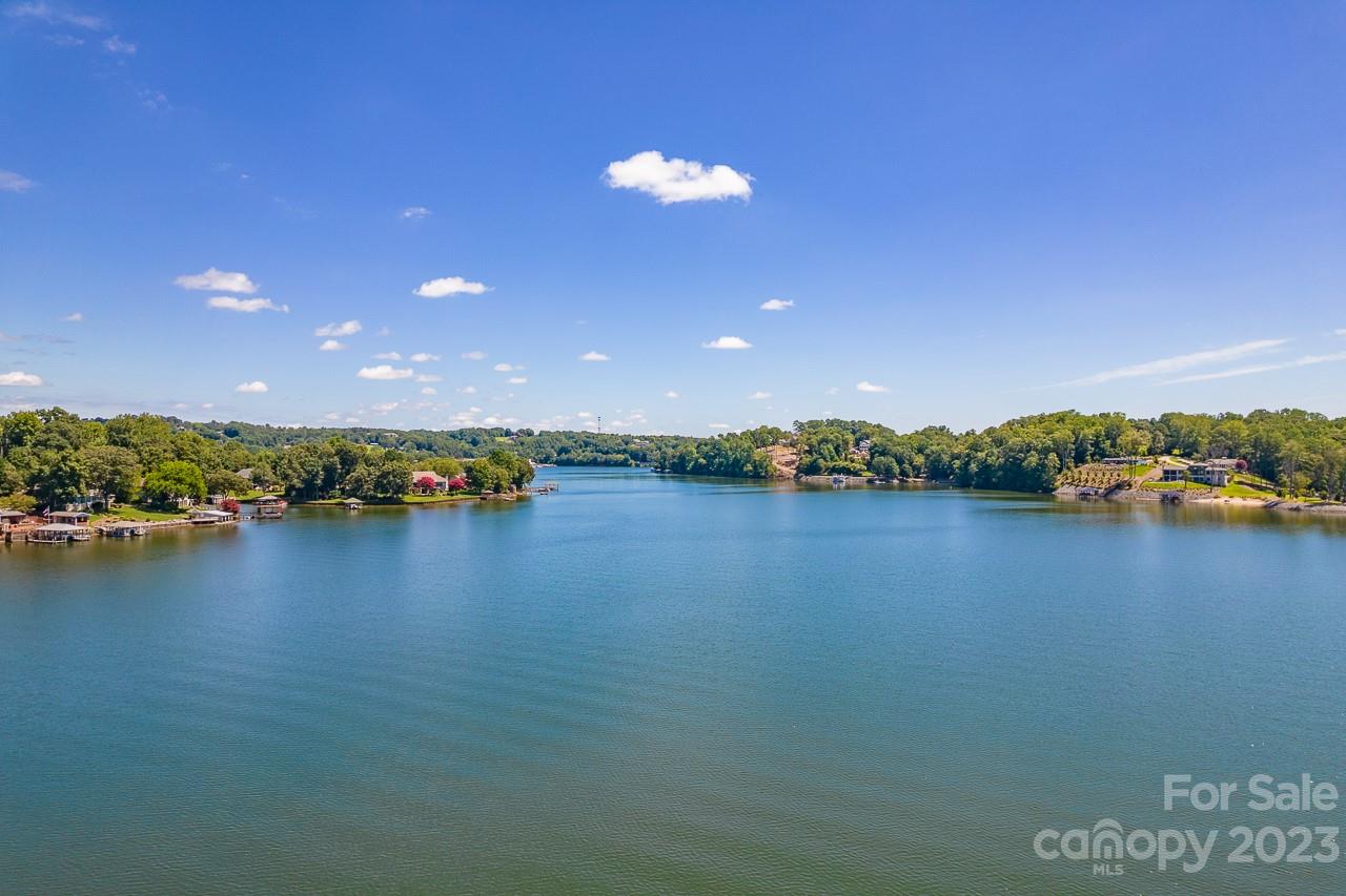 Moores Ferry - Residential