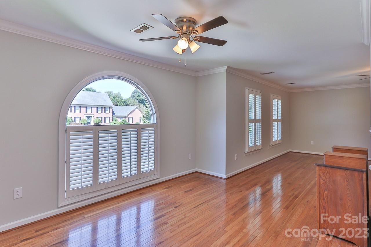 Moores Ferry - Residential