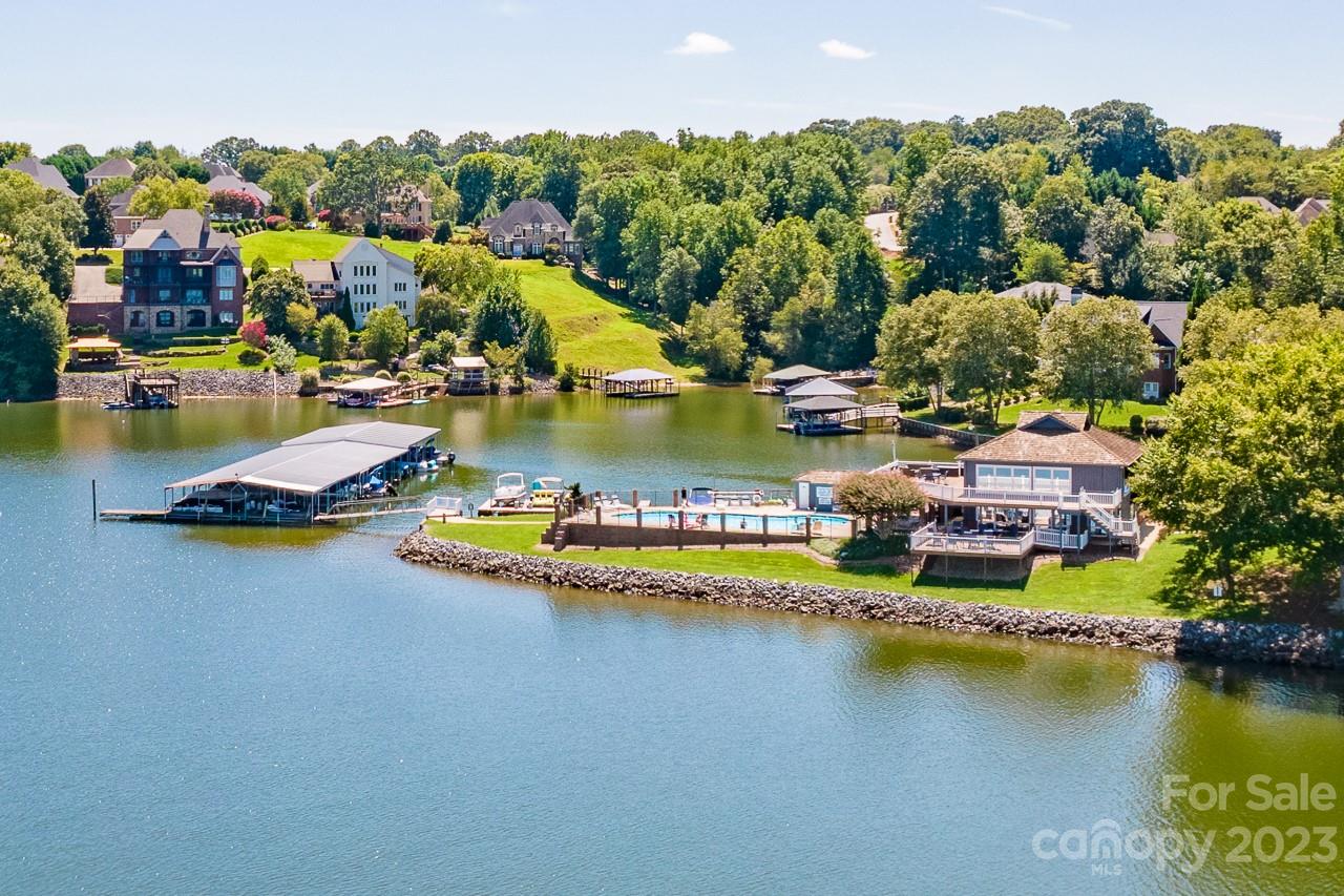 Moores Ferry - Residential