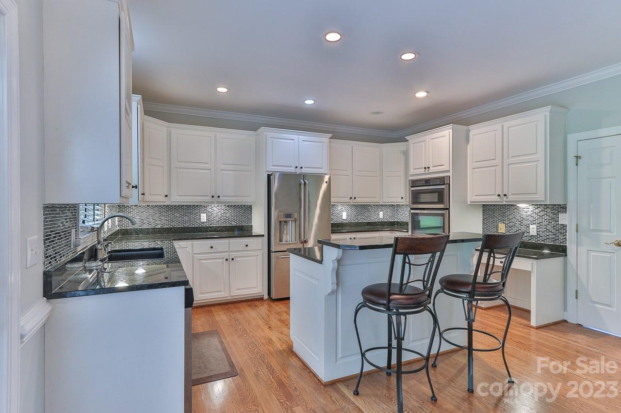 Moores Ferry - Residential