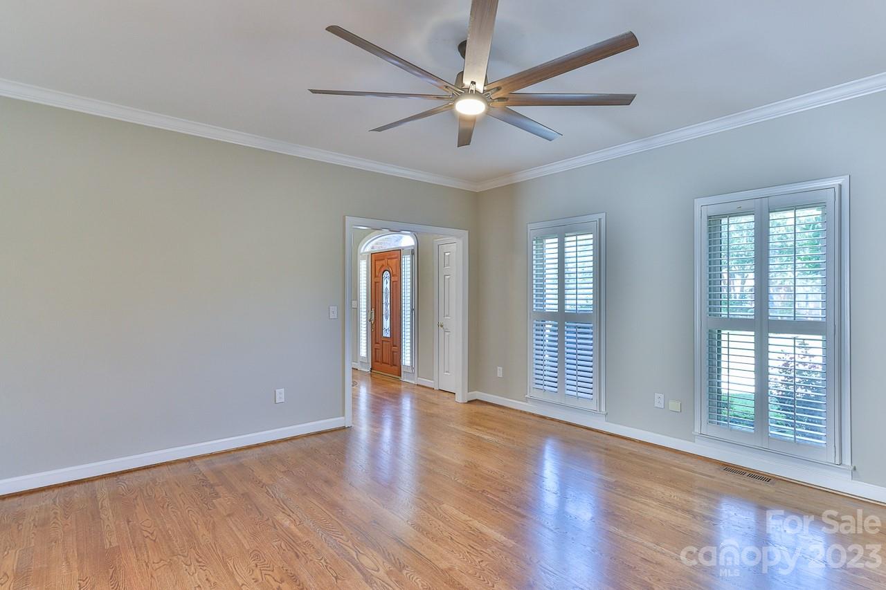 Moores Ferry - Residential